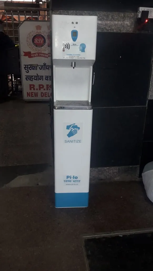 Hand Sanitizer & Temperature Screening Booth || PILO || Smart || Covid-19